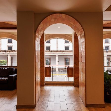 Hotel Qualitel Centro Historico 莫雷利亚 外观 照片
