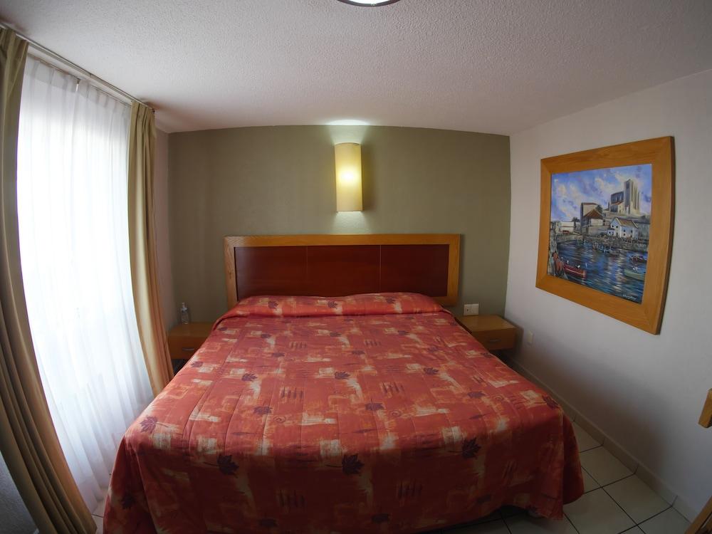 Hotel Qualitel Centro Historico 莫雷利亚 外观 照片