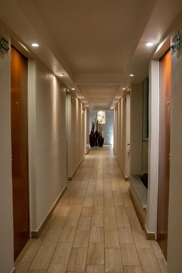 Hotel Qualitel Centro Historico 莫雷利亚 外观 照片