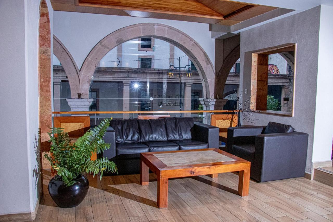 Hotel Qualitel Centro Historico 莫雷利亚 外观 照片