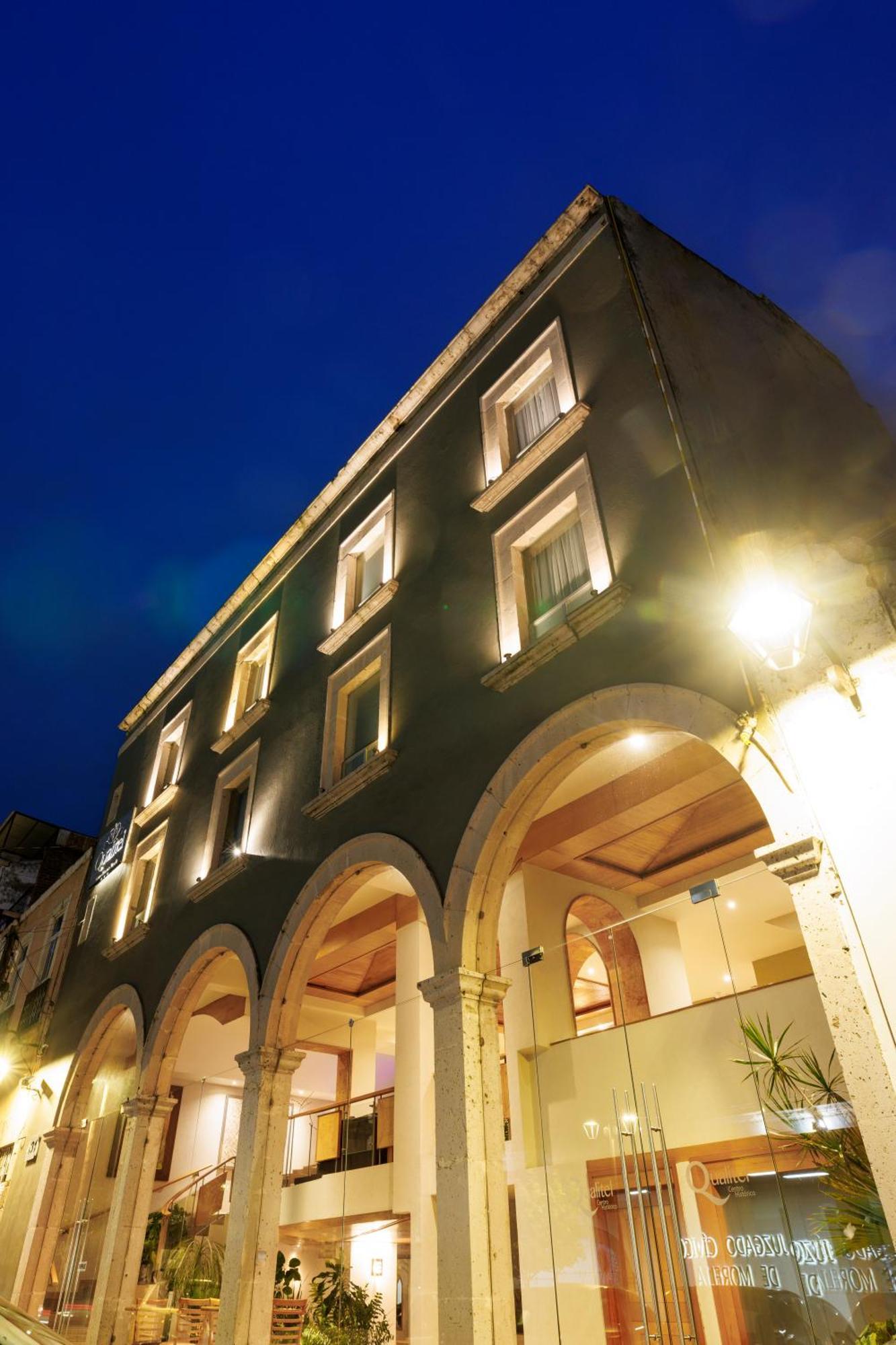 Hotel Qualitel Centro Historico 莫雷利亚 外观 照片